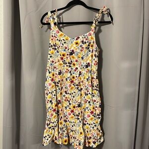 Old Navy M Floral Dress With Pockets